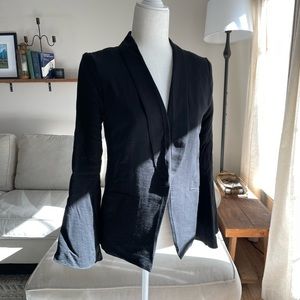 LC Black Lightweight Flared Sleeve Blazer